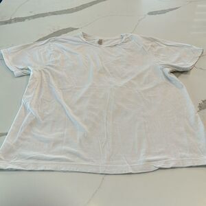Van Heusen White XL Shirt. Soft